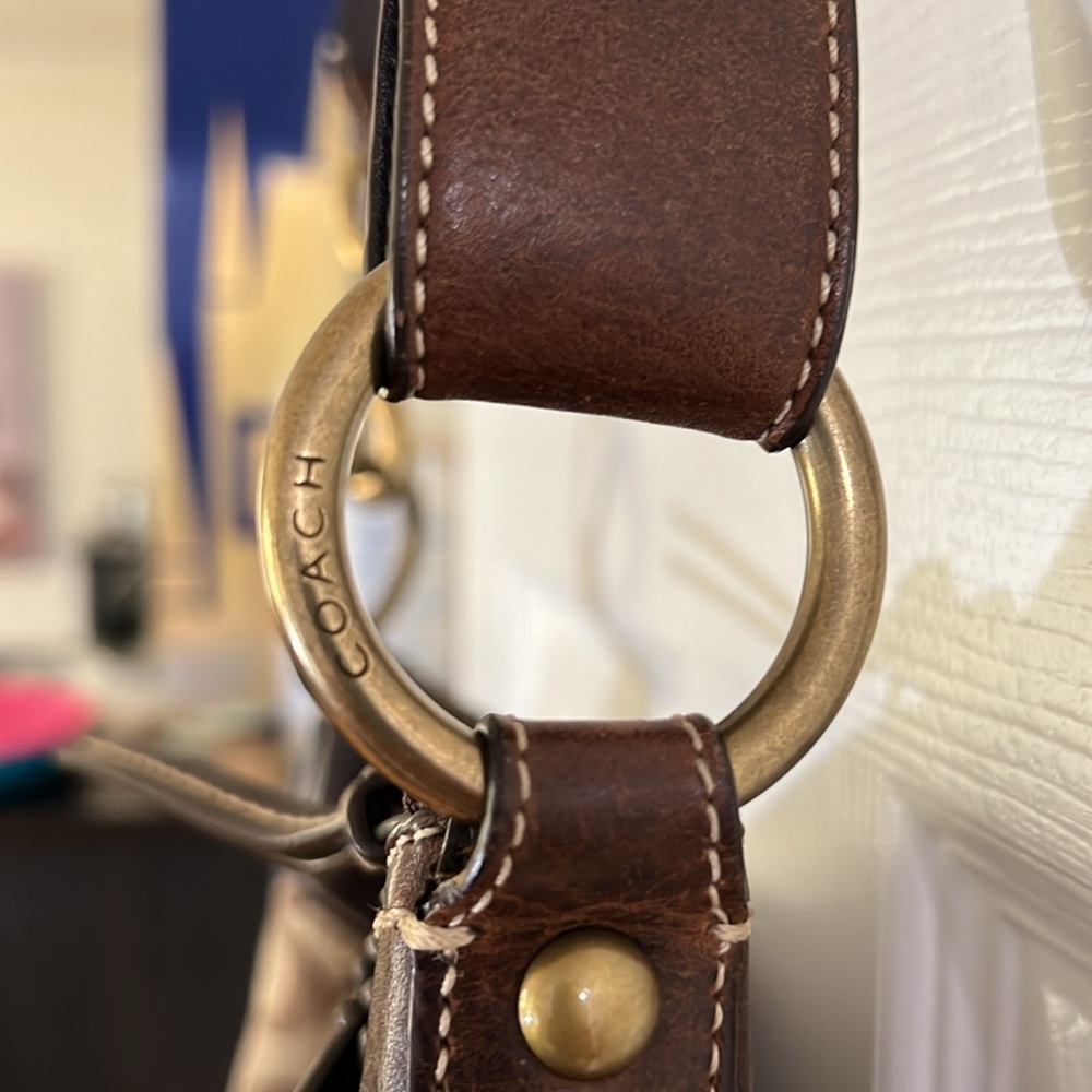 Coach Brown signature shoulder bag - Picture 4 of 16